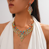 Nouveauté 2028 : Collier ras-du-cou de luxe en or, style vintage, avec pendentif feuille de diamant rond, chaîne de pull ajustable