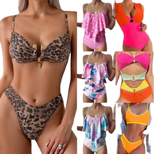 Nuevo Conjunto de Bikini de 2 Piezas Sólido y Sexy para Mujer, Traje de Baño de Playa con Falda, Top Triángulo Halter y Tanga, Estilo Mixto - Product Image 1