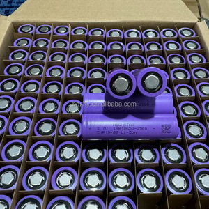 18650 ternary Pin <span class=keywords><strong>Lithium</strong></span> 2500mAh 25PS NCA công cụ điện có thể sạc lại <span class=keywords><strong>3.6V</strong></span> <span class=keywords><strong>Lithium</strong></span>-ion hình trụ Pin - Product Image 5