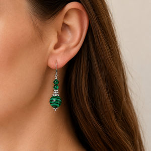 Orecchini Pendenti Vintage con Motivo Verde in Pietra, Stile Etnico per Donne - Product Image 2