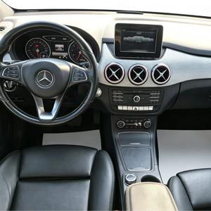 Mercedes B200 Compact MPV Importé Abordable avec Pack Sécurité Complet et Suspension Arrière Indépendante pour Commandes en Gros en Afrique - Product Image 1