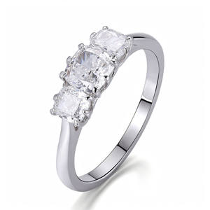 闪烁珠宝精致14k白金HTHP实验室钻戒优雅三石设计男女结婚承诺戒指 - Product Image 1