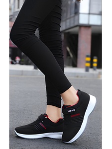 Chaussures de marche confortables au nouveau style pour personnes d'âge moyen et âgées, antidérapantes, souples, pour le sport et les loisirs en automne - Product Image 4