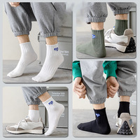 Jingwen OEM Calcetin Tendance Couple Classique Athlétique Courir Elite Hommes Terry Cheville Sport Chaussette
