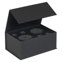 Vente en gros de boîte-cadeau de luxe imprimée à la main en carton rigide noir simple vide avec fermeture magnétique