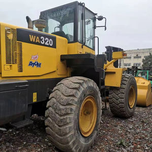 Cargadora de Segunda Mano Usada, Maquinaria de Movimiento de Tierras KOMATSU WA320-5 en Venta - Product Image 1