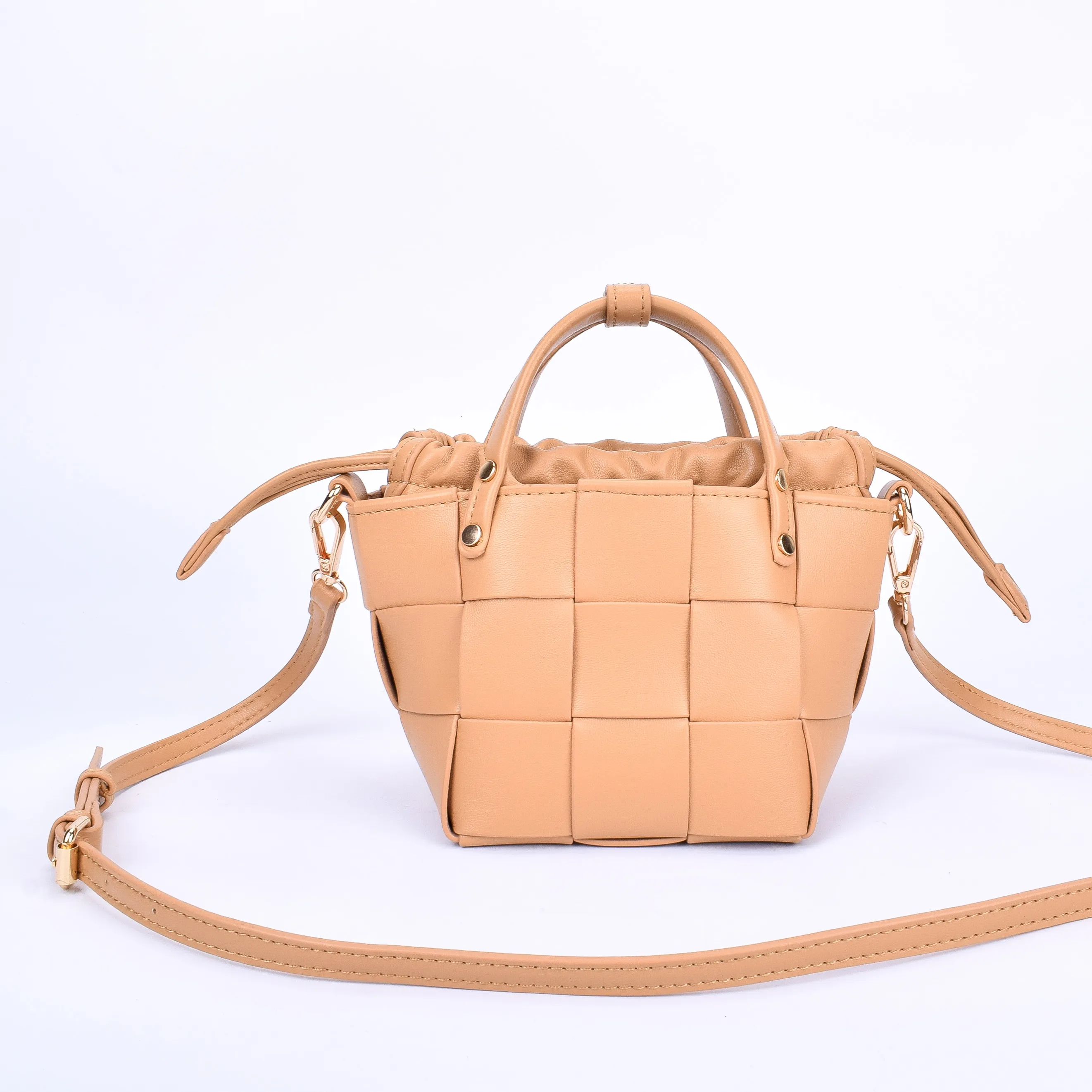 2023 New Fashion Trends Classic Solid Color Straw PU Ladies Handbag Messenger Bag Zip-free Drawstring Opening