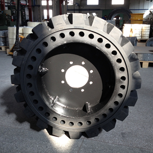 Neumático sólido relleno de espuma de PU 10-16.5 12-16.5 para cargadora Bobcat, repuesto para elevador de brazo - Product Image 2
