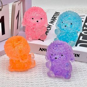 2025 Juguete de peluche pequeño con forma de perro, transfronterizo, creativo, con polvo dorado, de rebote, para descompresión, de EVA, para cachorros, de malta, para apretar, creativo - Product Image 4