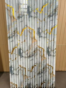 Novo Design de Painel de Parede WPC à Prova de Umidade e Impermeável na Cor Mármore Dourado para Decoração de Paredes - Product Image 3