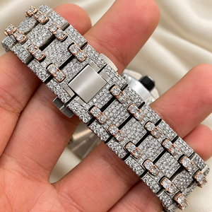นาฬิกาข้อมือผู้ชาย Raj Gems รุ่นโรสโกลด์ ตัวเรือนสแตนเลสสตีล ขนาด 41 มม. หน้าปัดทาคีมิเตอร์ 20 มม. ประดับเพชร พร้อมฟังก์ชั่นโครโนกราฟ ดีไซน์หรูหรา - Product Image 4