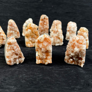 Manufacturer Direct <strong>Wholesale</strong> <strong>Crystals</strong> Healing Stones Natural High Quality <strong>Raw</strong> Red Fish Eye Rough Stone for Decoration - Product Image 2