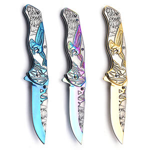 Águila en relieve azul titanio en el mango con patrón de rango de montaña 3,5 "Cuchillo de bolsillo con hoja impresa azul - Product Image 4