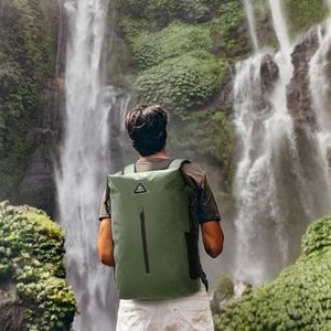 Échantillon gratuit : Sac à dos pour ordinateur portable Oxford imperméable en polyester avec fermeture à enroulement, grande capacité personnalisée et port USB zippé pour affaires et école - Product Image 5