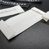 Étiquettes en silicone 3D personnalisées, étiquettes tissées de luxe, étiquettes lavées avec logo de marque pour vêtements, robes, chapeaux, pantalons, chaussures, chaussettes, sacs