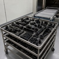 Peinture électrophoretique anti-corrosion E-Coat pour la fabrication de châssis automobiles, idéale pour l'atelier de revêtement de quincaillerie