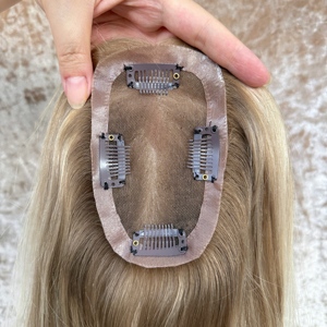 ท็อปเปอร์ผมแท้แบ<span class=keywords><strong>บ</strong></span>ลูกไม้สำเร็จรูป สี<span class=keywords><strong>บ</strong></span><span class=keywords><strong>ลอน</strong></span><span class=keywords><strong>ด์</strong></span>อ่อน สำหรับผู้หญิง  แบ<span class=keywords><strong>บ</strong></span>ตาข่าย HD  ปมเดี่ยวขนาดเล็ก - Product Image 2