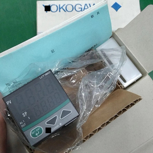 Controlador de Temperatura con Pantalla UT150-RR/RS para Yokogawa UT150-RR/RS UT150-RR/RS Controlador de Temperatura con Pantalla para Yokogawa UT15 - Product Image 1