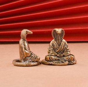 Statue de Dieu Serpent en Laiton Antique Méditant Sculpture Décorative en Laiton de Style Vintage Oeuvre Artisanale - Product Image 1