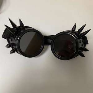 Gafas Retro Steampunk Rave de Neón con <span class=keywords><strong>Lentes</strong></span> de Cristal, Marco de PC, Certificación CE, Color/Logotipo Personalizable para Halloween, Cosplay, a la Moda - Product Image 3