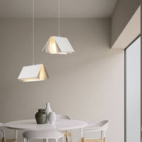 Lampe suspendue simple et moderne pour enfants, mini-lampe de chevet pour chambre d'enfant