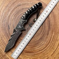 Gesneden Damascus staal vouwmes met gladde rand, gesmeed patroon, houten handvat, draagbaar, klein, voor buiten, kamperen, schilmes, hoge hardheid