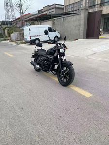 Motocicleta Cruiser K19 de un Solo Cilindro, Refrigerada por Agua, con Inyección Electrónica de Combustible, 8000 KM de Kilometraje, con Barra Protectora y Respaldo Mejorados - Product Image 4
