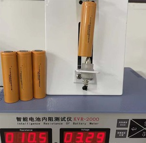 Batterie cylindrique au phosphate de fer et de lithium (LiFePO4) personnalisée <span class=keywords><strong>A123</strong></span> 3,2 V 1100 mAh-1500 mAh 15C à haut débit <span class=keywords><strong>18650</strong></span> - Product Image 3