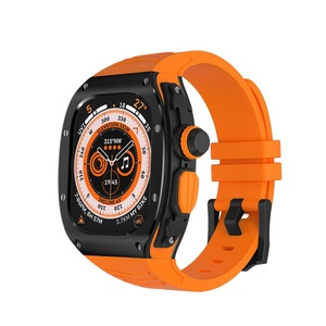 Vente en gros Boîtier en acier inoxydable professionnel unique avec bracelet en silicone en option de plusieurs couleurs Boîtier de montre pour séries de montres - Product Image 1