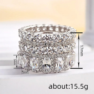Set di Quattro Anelli Sovrapposti per Donne, Gioielli Geometrici alla Moda - Product Image 4