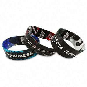 Bracelets en tissu élastique polyester imprimés en couleur personnalisés pour événements sportifs et promotionnels - Product Image 2