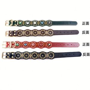 Collier de luxe anti-morsure pour chien, clouté et à pointes, avec boucle en laiton fantaisie, en cuir véritable, rivets et strass de créateur - Product Image 5