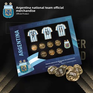 [Oficial y Genuino] Selección Nacional de Argentina |   <span class=keywords><strong>Balón</strong></span> de Fútbol Conmemorativo del <span class=keywords><strong>Balón</strong></span> de Oro 2021 para el Número 10, Caja de Regalo - Product Image 2