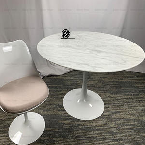 Ensemble de meubles de salle à manger personnalisés, table à manger ronde <span class=keywords><strong>Saarinen</strong></span> Tulip en marbre blanc de Carrare poli, Italie, et chaises - Product Image 4