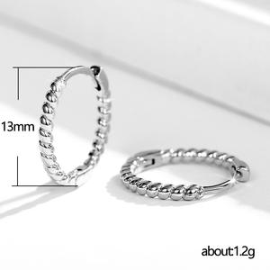 E921 Orecchini a cerchio in oro bianco da 20 mm con design a perline, gioielli alla moda - Product Image 6