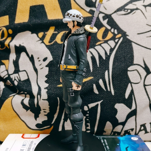 Tenue officielle sous licence Trafalgar Law Film Red Ver. en gros Figurine en PVC, jouet de collection pour les fans de One Piece, boîte d'origine - Product Image 6