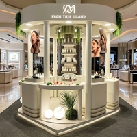 Kiosque de beauté circulaire sur mesure en bois, comptoir d'exposition de cosmétiques pour la promotion de produits de soin de la peau en centre commercial