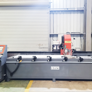 Camiones Refrigerados con Equipos Hidráulicos, Plataforma Telescópica Trasera, Alquiler de Vehículos Comerciales - Product Image 3