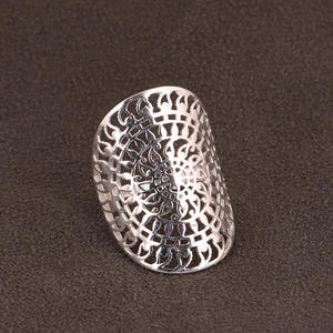 Anello da Cocktail in Argento T0943, Stile Bohémien, Anello Unisex alla Moda con Design Intricato in Filigrana, Ideale come Regalo - Product Image 5