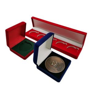 กล่องใส่เหรียญมีตราสัญลักษณ์สำหรับใส่เหรียญกำมะหยี่ออกแบบได้ตามต้องการยี่ห้อ Everwin - Product Image 3