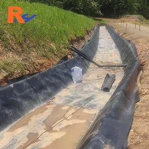 Bâche HDPE anti-UV de 1 mm et 1,5 mm pour la couverture temporaire des décharges de déchets dangereux dans les décharges sanitaires du Mexique - Product Image 1
