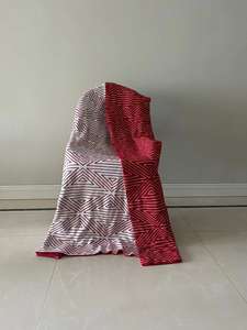 Manta de punto <span class=keywords><strong>reversible</strong></span> de diseñador geométrico de dos <span class=keywords><strong>colores</strong></span> en blanco y negro simple <span class=keywords><strong>Nórdico</strong></span> - Product Image 2