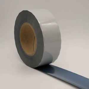 Pellicola Termoadesiva Elastica Argento Riflettente 8104P per Abbigliamento Elasticizzato - Product Image 1