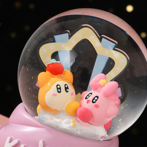 Caja de Música con Bola de Cristal de Kirby, Linda y Animada, con Decoración Brillante para Dormitorio, Regalo Navideño para Estudiantes, Decoración de Escritorio para el Hogar - Product Image 4