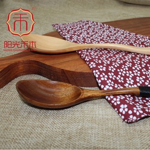 Cucharas de madera estilo japonés de color sólido y cuerpo recto para arroz, sopa y uso infantil. - Product Image 4