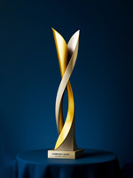 Trophée Créatif Branche Dorée Feuille de Jade Personnalisé en Métal, Cristal et Résine avec Texte Gravé – Récompenses d'Entreprise pour Réunions Annuelles