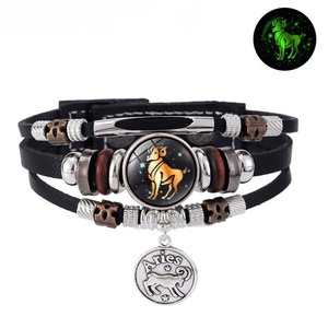 Bracelet en alliage vintage fait main, multi-couches tressées, en forme <span class=keywords><strong>de</strong></span> cœur, avec 12 signes du zodiaque, lumineux et brillant, pour couple, vente en gros - Product Image 2