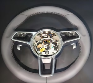 Volante Deportivo Personalizado de Cuero Negro DOS para <span class=keywords><strong>Porsche</strong></span> 911 991 992 Cayenne 958 987 <span class=keywords><strong>Boxster</strong></span> <span class=keywords><strong>986</strong></span> Panamera 970 Taycan Macan - Product Image 3