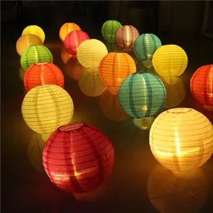 Zss245 En Gros Décoration De Fête Suspendue Ronde Tissu Lampe Lanterne de Papier Led