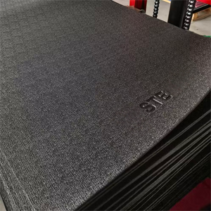 Vente en gros de tapis d'exercice en PVC noir High Destiny tapis de machine revêtement de sol de protection pour équipement de gymnastique pour l'entraînement - Product Image 4